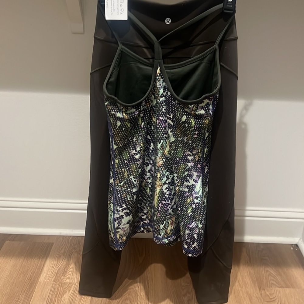 Lululemon athletic Set ladies size M/8